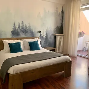 Alexander House Guest house